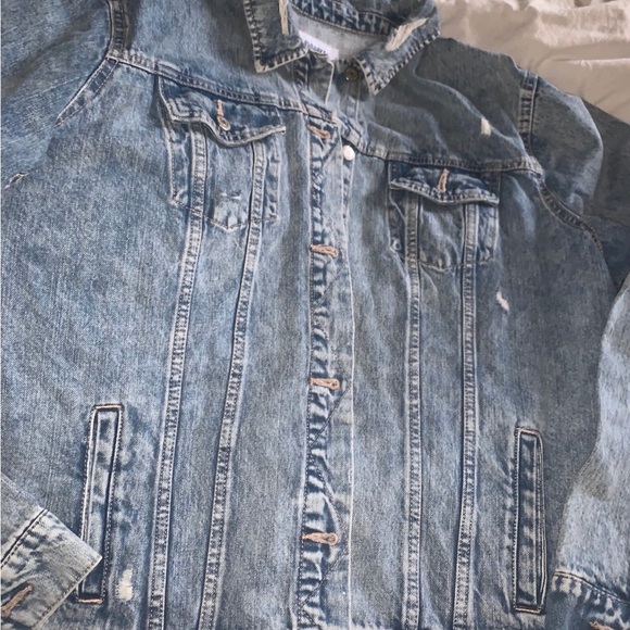 Old Navy Women’s Jean Jacket - Picture 3 of 5